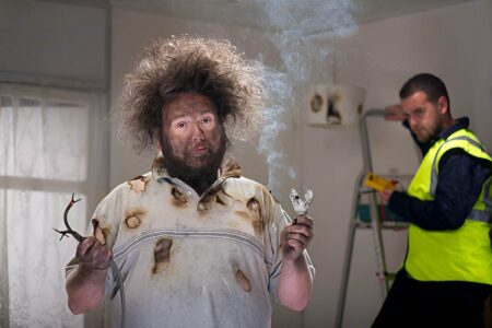 6 electrical mistakes at home professional electricians want you to avoid